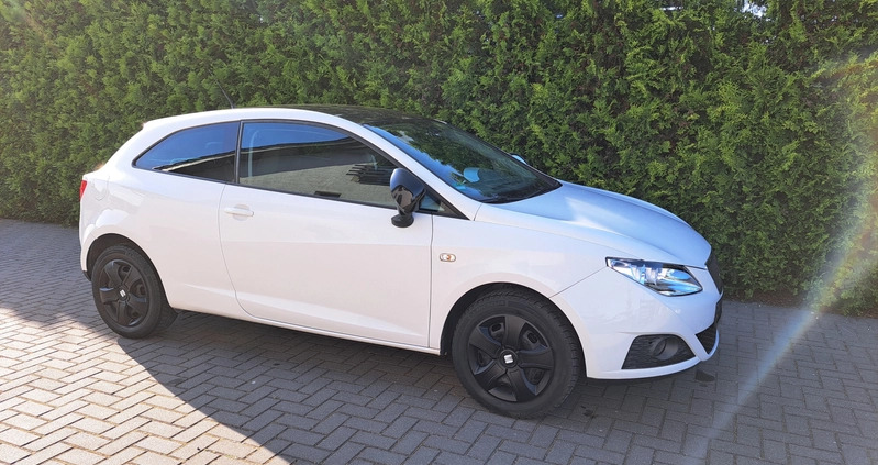 Seat Ibiza cena 17900 przebieg: 141663, rok produkcji 2011 z Witkowo małe 379